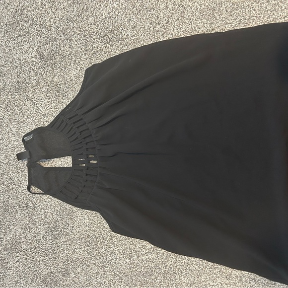 ❤️2/20-Black Sleeveless Dress with Mesh Detail - Picture 3 of 3